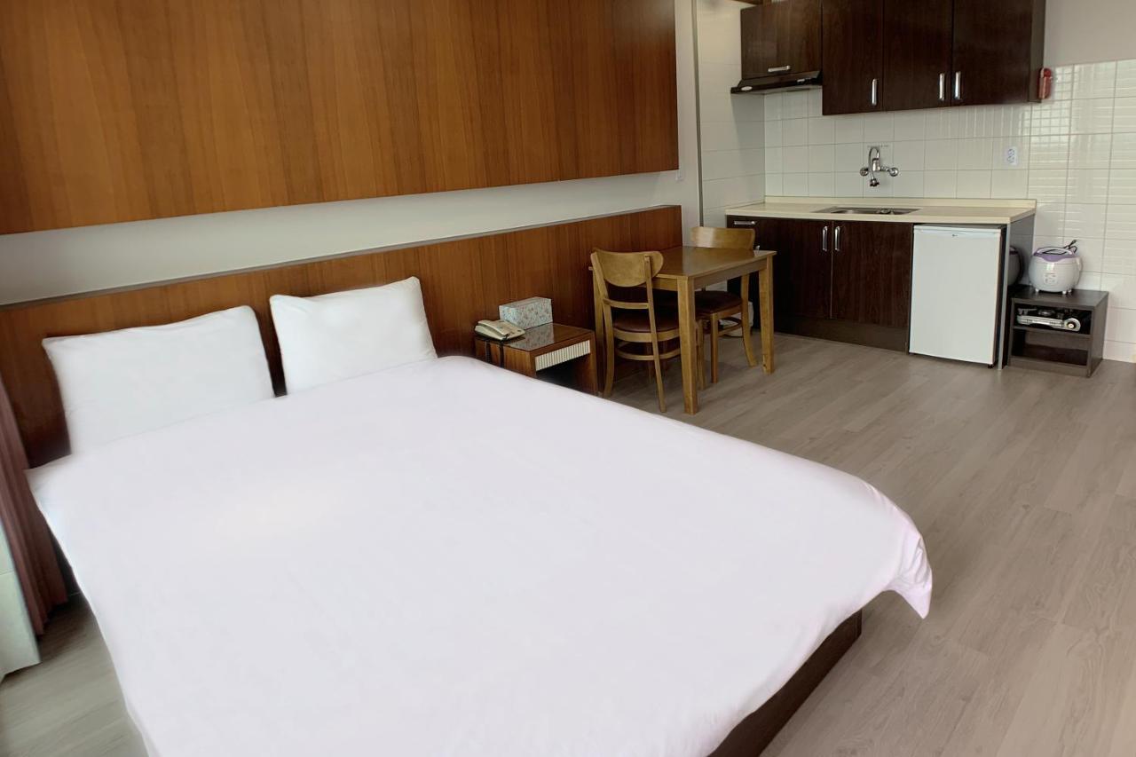 Beachvill Condotel Yangyang Esterno foto